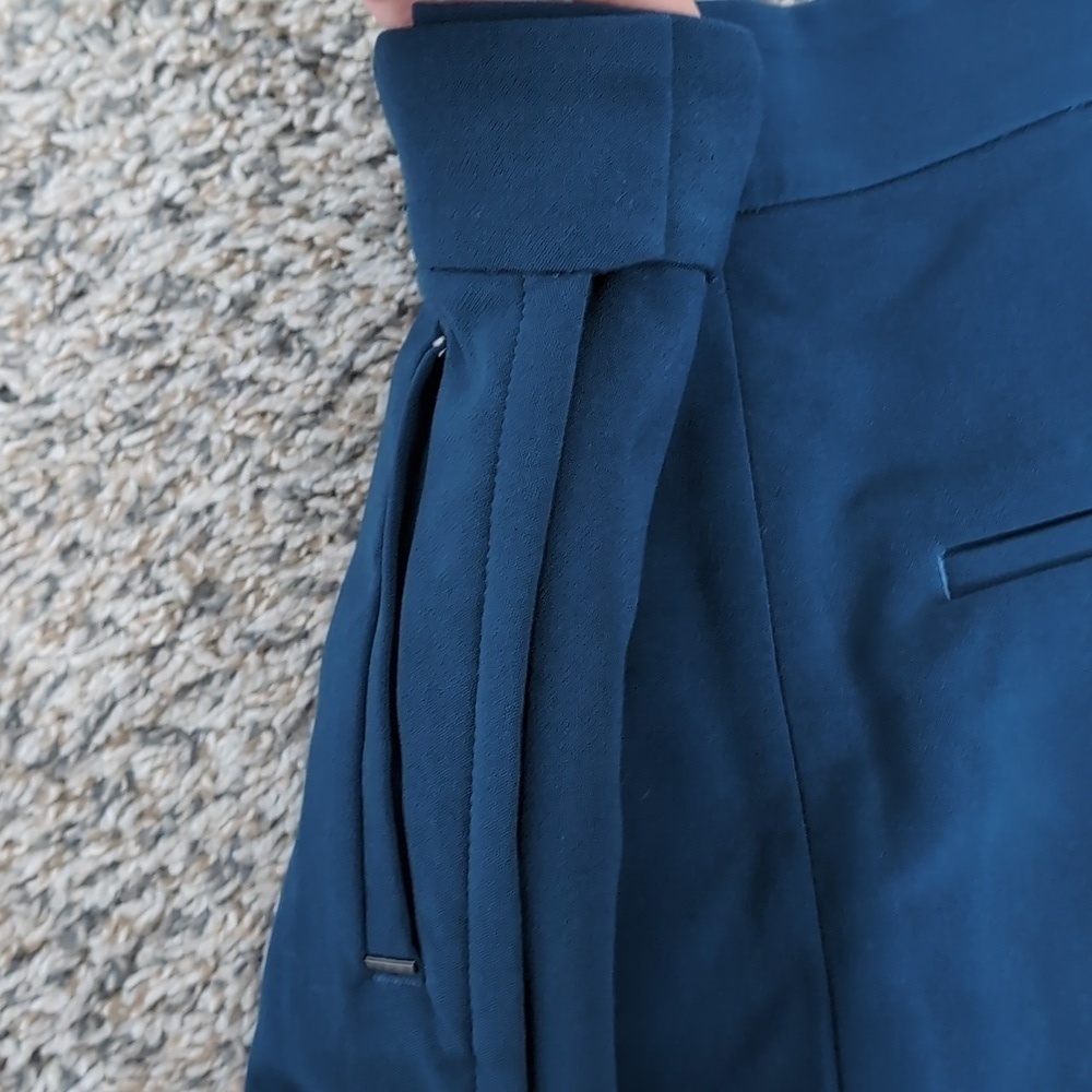H&M High Rise Blue Shorts - Picture 6 of 6